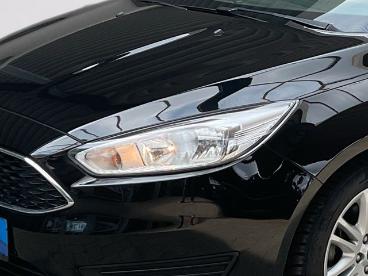 SPOTICAR Ford Focus Turnier Trend Gebraucht - Kleinwagen Benzin Schwarz - Husum - 1201274558_5