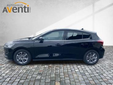 SPOTICAR Ford Focus Titanium *shz*led*pdc*navi*key-less-go* Gebraucht - Kleinwagen Benzin Schwarz - Bamberg - 1201275544_4
