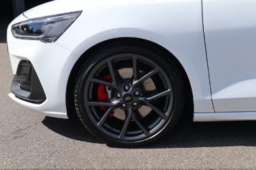 SPOTICAR Ford Focus St 2.3 Ecoboost X Led/sitzhzg./navi/lm Gebraucht - Kleinwagen Benzin Weiß - Wangen Im Allgäu - 1201338954_3