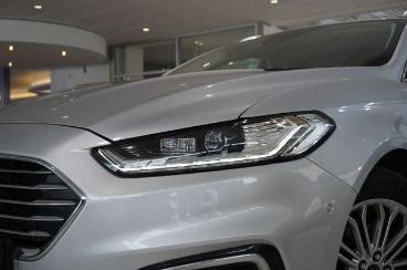 SPOTICAR Ford Mondeo 2.0d Titanium Navi/led/kamera/sport/dab+ Gebraucht - Kombi Diesel Silber - Schöningen - 1201234421_4