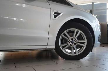 SPOTICAR Ford S-max 2.0d Business 4x4 7-sitze Navi/sh/pdc/temp Gebraucht - Familienauto Diesel Silber - Schöningen - 1201271282_5
