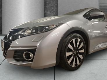 SPOTICAR Honda Civic Elegance 1.8 Sport Navi Ruckfahrkamera 2-z-klimaau Gebraucht - Kleinwagen Benzin  - Hamburg - 1201208146_4