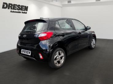 SPOTICAR Hyundai I10 1.0 Trend Allwetter Navi Dab Shz Lenkradhzg Apple Gebraucht - Kleinwagen Benzin Schwarz - Mönchengladbach - 1201282735_4