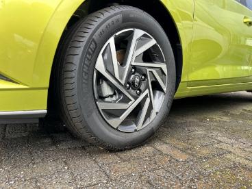 SPOTICAR Hyundai I20 74 Kw (101 Ps) Navi Apple Carplay Android Auto Fah Gebraucht - Kleinwagen Benzin  - Bergisch-gladbach - 1201109393_3