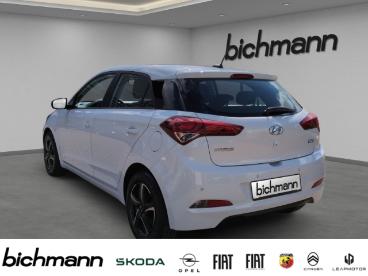 SPOTICAR Hyundai I20 Trend Nav Bt Pdc Shz Lhz Alu Usb Gebraucht - Kleinwagen Benzin Weiß - Menden - 1201261392_4