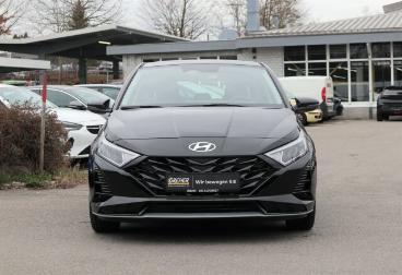 SPOTICAR Hyundai I20 Trend Gebraucht - Kleinwagen Benzin Schwarz - Wangen Im Allgäu - 1201278037_2