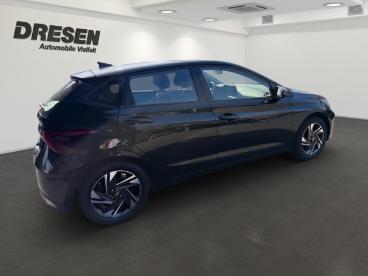 SPOTICAR Hyundai I20 Sitzheizung*lenkradheizung*apple Carplay*androuid Gebraucht - Kleinwagen Benzin Schwarz - Mönchengladbach - 1201357239_4