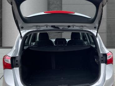 SPOTICAR Hyundai I30 Blue Trend Sitz,-lenkradhzg.,tempomat,isofix,klima Gebraucht - Kleinwagen Diesel  - Schwerin - 1201215290_5