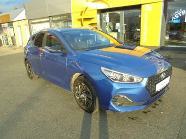 SPOTICAR Hyundai I30 Passion+sitzhzg.+ahk+eph Gebraucht - Kleinwagen Benzin Blau - Lehrte - 1201271981_1