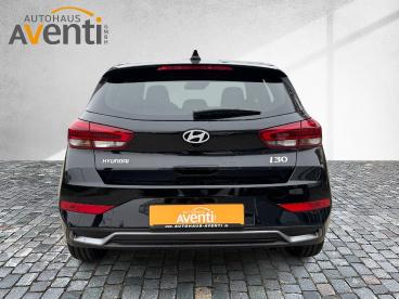 SPOTICAR Hyundai I30 Advantage Shz*rfk*acc*led*navi*pano*gra*dab* Gebraucht - Kleinwagen Benzin Schwarz - Bamberg - 1201275718_5