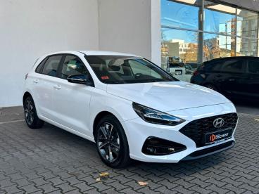 SPOTICAR Hyundai I30 Advantage Plus-paket Toterwinkel/navi! Gebraucht - Kleinwagen Benzin Weiß - Heidelberg - 1201307982_3