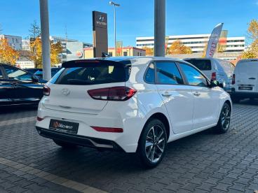 SPOTICAR Hyundai I30 Advantage Plus-paket Toterwinkel/navi! Gebraucht - Kleinwagen Benzin Weiß - Heidelberg - 1201307982_4