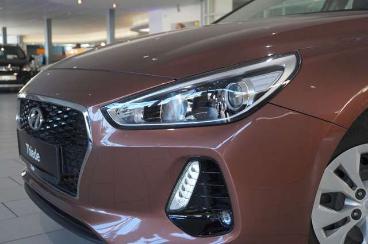 SPOTICAR Hyundai I30 Lim. 1.0 T-gdi Select Led/klima/pdc/temp/usb Gebraucht - Kleinwagen Benzin Braun - Schöningen - 1201349411_5