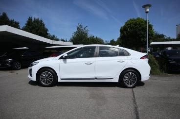 SPOTICAR Hyundai Ioniq Trend-paket Elektro Klima/sitzhzg./bc/efh. Gebraucht - Limousine Elektro Weiß - Wangen Im Allgäu - 1201328741_4