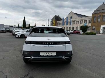 SPOTICAR Hyundai Ioniq 5 Dynamiq Elektro Gebraucht - Geländewagen Elektro Weiß - Geisenheim - 1201162650_4