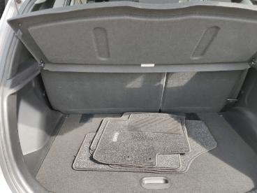 SPOTICAR Hyundai Ix20 Space 1.6 Ix 20 Gebraucht - Kleinwagen Benzin Weiß - Husum - 1201339741_5