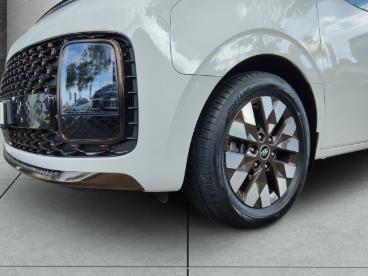 SPOTICAR Hyundai Staria  Gebraucht - Mini-van Diesel Weiß - Norderstedt - 1201355757_4