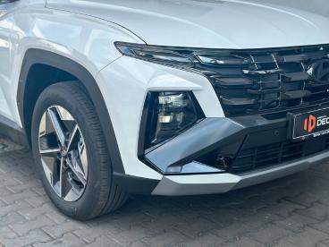 SPOTICAR Hyundai Tucson Trend Phev 252ps Navi/krell/kamera! Gebraucht - Suv Plug-in Hybrid Weiß - Heidelberg - 1201268960_3