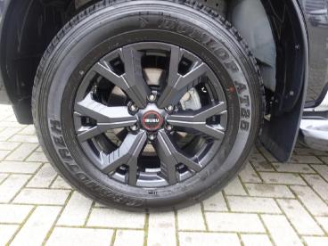 SPOTICAR Isuzu D-max D-max Gebraucht - Pick-up Diesel Weiß - Ehrenburg - 1201282620_4