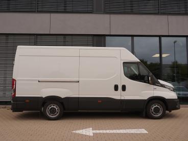 SPOTICAR Iveco Daily + Led Gebraucht - Nutzfahrzeug Diesel Weiß - Jena - 1201351648_3