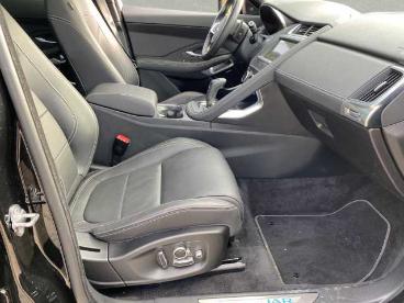SPOTICAR Jaguar E-pace P250 Awd Aut. Hse Hse R-dynamic Gebraucht - Suv Benzin Schwarz - Regensburg - 1201281668_3