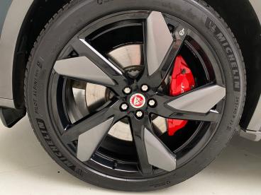 SPOTICAR Jaguar F-pace Svr Awd Sonderlack Seidenmatt Grun Gebraucht - Suv Benzin Hellgrün - Bad Kreuznach - 1201269794_5
