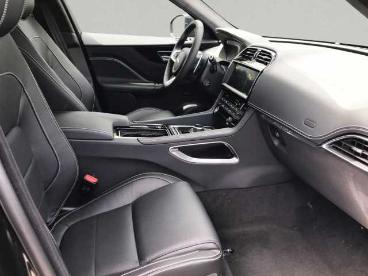 SPOTICAR Jaguar F-pace 30d Awd R-sport Gebraucht - Suv Diesel Schwarz - Regensburg - 1201281632_3