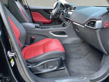 SPOTICAR Jaguar F-pace 30d Awd R-sport Gebraucht - Suv Diesel Schwarz - Regensburg - 1201281661_3