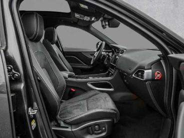 SPOTICAR Jaguar F-pace S 30d Angebot Gebraucht - Suv Diesel Grau - Regensburg - 1201318041_3