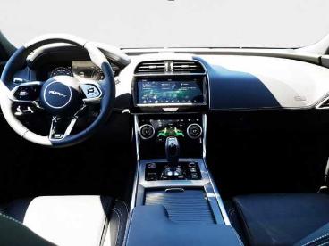 SPOTICAR Jaguar Xe D180 Aut. R-dynamic Se Gebraucht - Limousine Diesel Schwarz - Regensburg - 1201281626_4
