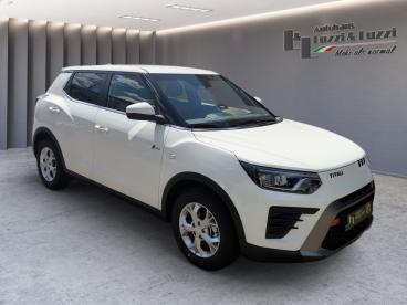 SPOTICAR Kgm Tivoli 1.5 T-gdi Benzin Nomad 2wd Gebraucht - Suv Benzin Weiß - München - 1201318313_5