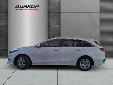 SPOTICAR Kia Ceed Cee-d Cee´d_sw Vision At Komfort-plus Navi Digitales Coc Gebraucht - Kombi Benzin Weiß - Berlin - 1201089666_2