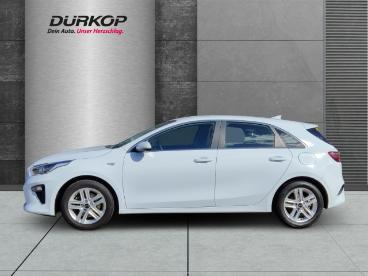 SPOTICAR Kia Ceed Cee-d Ceed Vision 1.0 T-gdi Sitzheizung Navi Digitales C Gebraucht - Limousine Benzin Weiß - Eberswalde - 1201184251_2