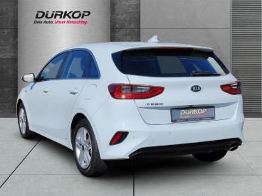 SPOTICAR Kia Ceed Cee-d Ceed Vision 1.0 T-gdi Sitzheizung Navi Digitales C Gebraucht - Limousine Benzin Weiß - Eberswalde - 1201184251_3