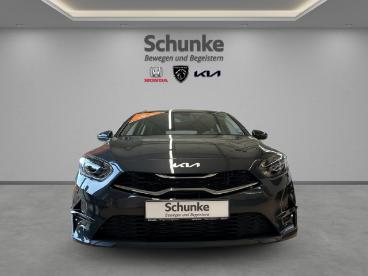 SPOTICAR Kia Ceed Cee-d Cee´d_sw Sportswagon Vision 1.5t-gdi Navi Digitale Gebraucht - Kombi Benzin  - Aurich - 1201203880_3