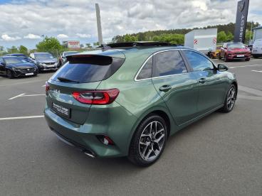 SPOTICAR Kia Ceed Cee-d Ceed Gebraucht - Limousine Benzin Grün - Potsdam - 1201280901_4