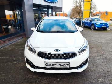 SPOTICAR Kia Ceed Cee-d Ceed Sportswagon 1.6 Gdi Edition 7 Shz Pdc Gebraucht - Kombi Benzin Weiß - Bergen - 1201285264_4