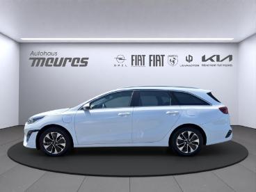 SPOTICAR Kia Ceed Cee-d Cee´d_sw Sportswagon Phev Vision 1.6 Plug-in Hybri Gebraucht - Kombi Plug-in Hybrid Weiß - Erkelenz - 1201293609_2