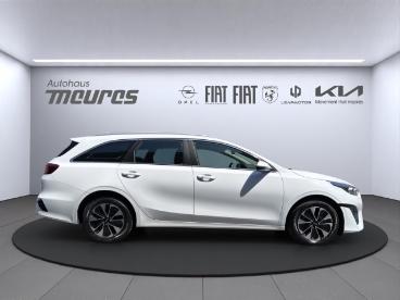 SPOTICAR Kia Ceed Cee-d Cee´d_sw Sportswagon Phev Vision 1.6 Plug-in Hybri Gebraucht - Kombi Plug-in Hybrid Weiß - Erkelenz - 1201293609_5