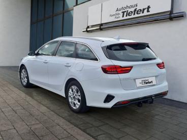SPOTICAR Kia Ceed Cee-d Cee´d Sporty Wagon Kia Ceed Sw 1.5 T-gdi Dct7 Gebraucht - Kombi Benzin  - Lauchringen - 1201298992_3
