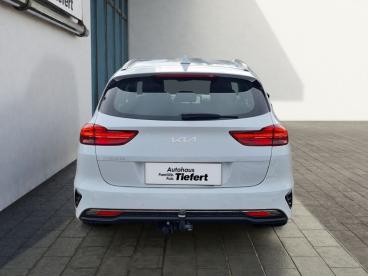 SPOTICAR Kia Ceed Cee-d Cee´d Sporty Wagon Kia Ceed Sw 1.5 T-gdi Dct7 Gebraucht - Kombi Benzin  - Lauchringen - 1201298992_4