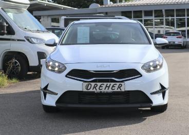SPOTICAR Kia Ceed  Gebraucht - Limousine Benzin Weiß - Wangen Im Allgäu - 1201316564_2
