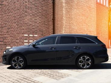 SPOTICAR Kia Ceed Cee-d Cee´d Sportswagon Gebraucht - Kombi Benzin Anthrazit - Karlsruhe - 1201339837_3