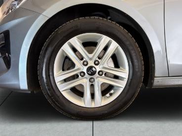 SPOTICAR Kia Ceed Cee-d Cee´d_sw 1.6 Crdi Navi Ruckfahrkamera Pdc Gebraucht - Kombi Diesel Silber - Braunschweig - 1201344159_4