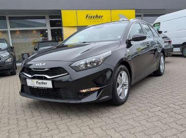 SPOTICAR Kia Ceed Sw / Ceed Sw Vision / Sitzheizung / Ruckfahrkamera Gebraucht - Kombi Benzin Schwarz - Kaltenkirchen - 1201273466_2