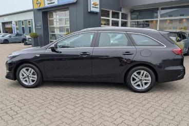 SPOTICAR Kia Ceed Sw / Ceed Sw Vision / Sitzheizung / Ruckfahrkamera Gebraucht - Kombi Benzin Schwarz - Kaltenkirchen - 1201273466_5