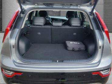 SPOTICAR Kia Niro Inspiration,navi,pdc,led,lhz,spurwechselassistent, Gebraucht - Suv Elektro  - Hildesheim - 1201163230_5