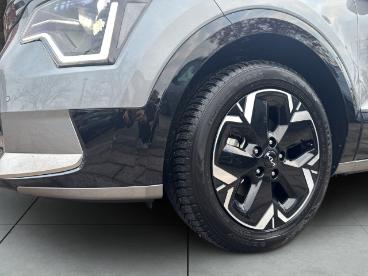 SPOTICAR Kia Niro Inspiration Navi Digitales Cockpit Led Acc El. Hec Gebraucht - Suv Elektro  - Hoppegarten - 1201212089_4