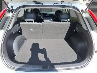 SPOTICAR Kia Niro Hybrid Vision Dct Navi Digitales Cockpit Led Acc A Gebraucht - Suv Hybrid Weiß - Berlin - 1201268557_5