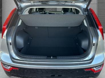 SPOTICAR Kia Niro Inspiration Leder Navigationssystem Head-up-displa Gebraucht - Suv Elektro Grau - Parchim - 1201269214_5